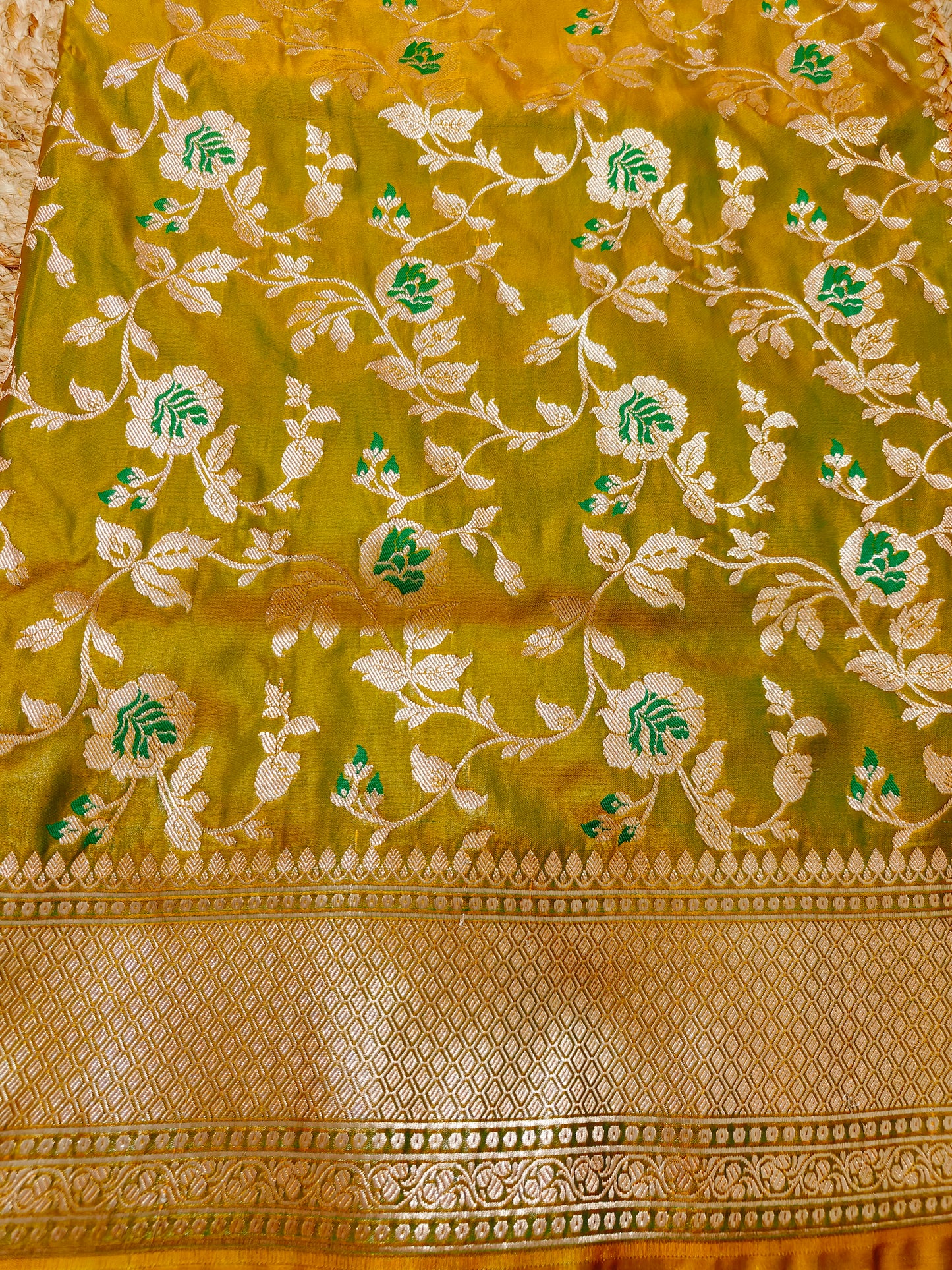 GREEN MASHRU KATAN SILK SAREE