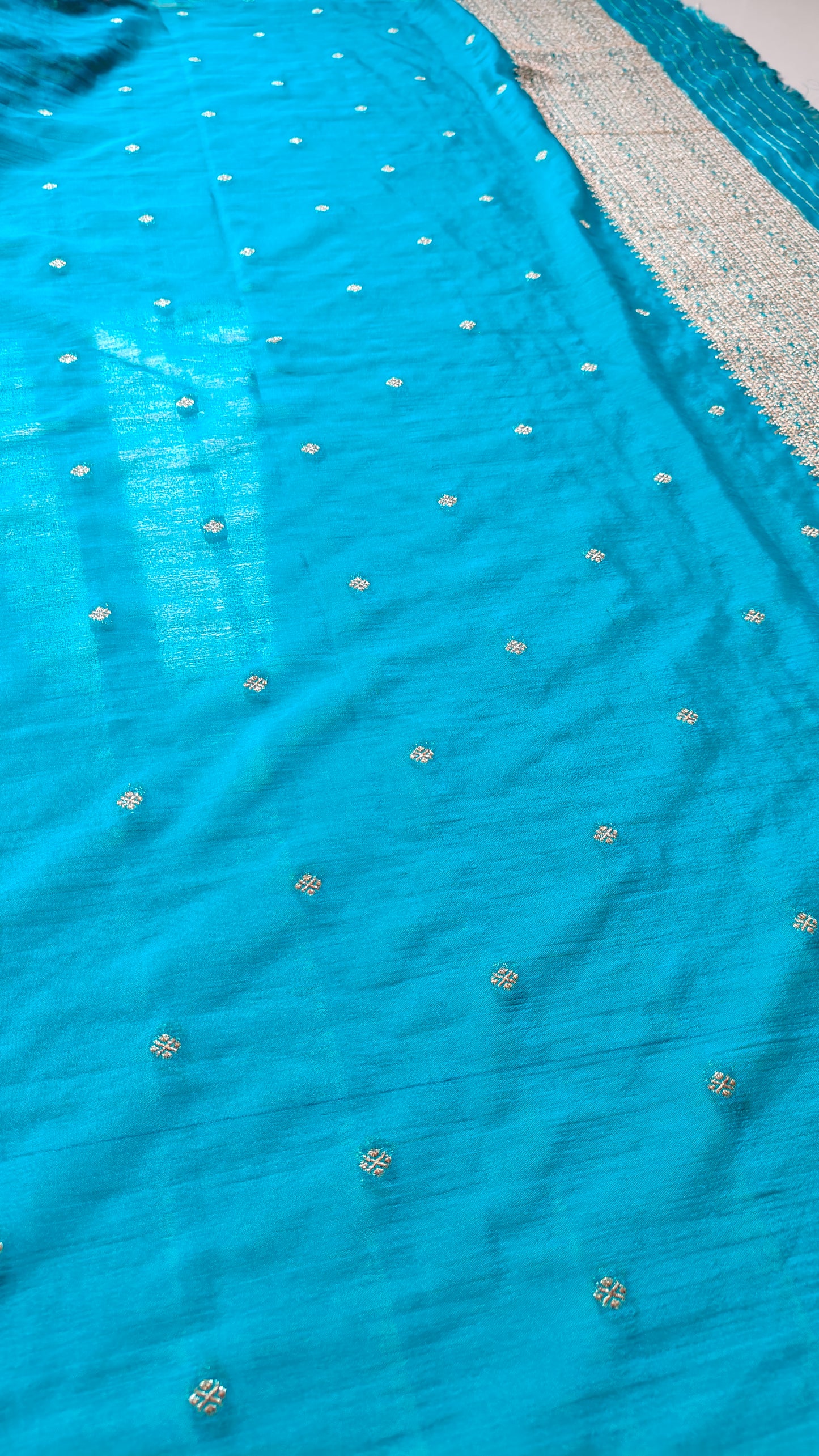 PINK CRAPE SHIFFON SILK SAREE WITH ZARI BUTTA