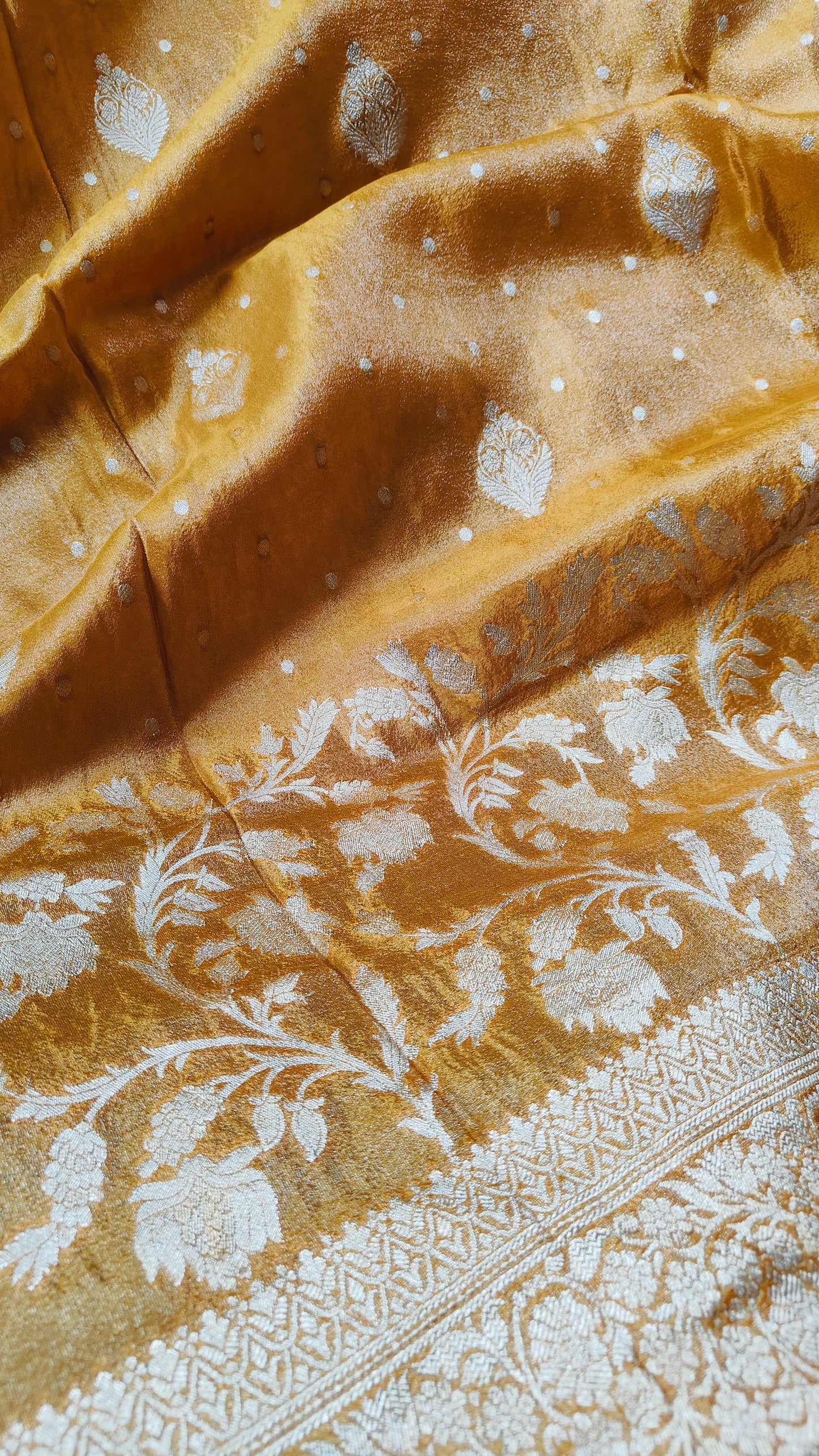 YELLOW TISSUE SILK WITH FLOWER MOTIF