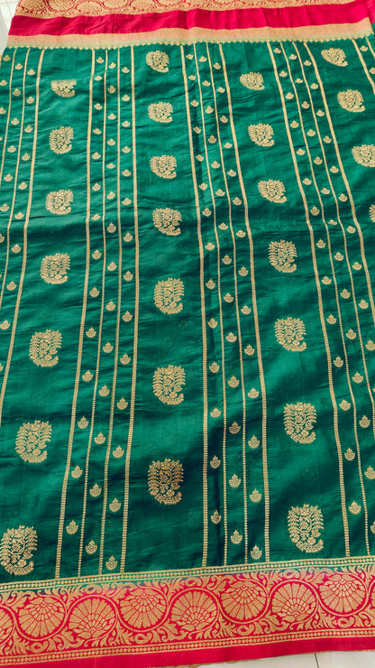 GREEN CREPE SILK SAREE WITH ZARI STRIPS