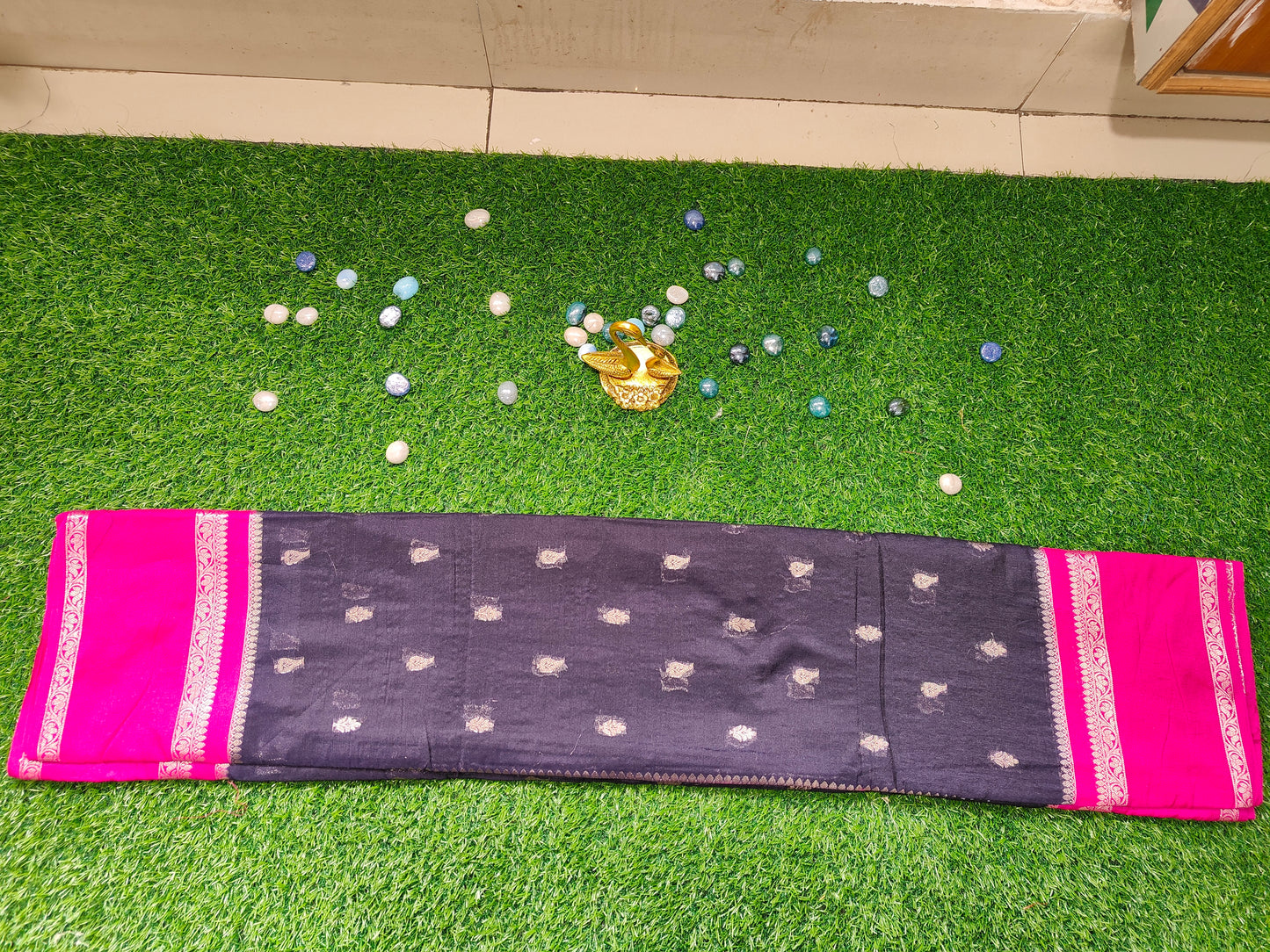 BLACK GADHWAL BORDER GAJI SILK SAREE