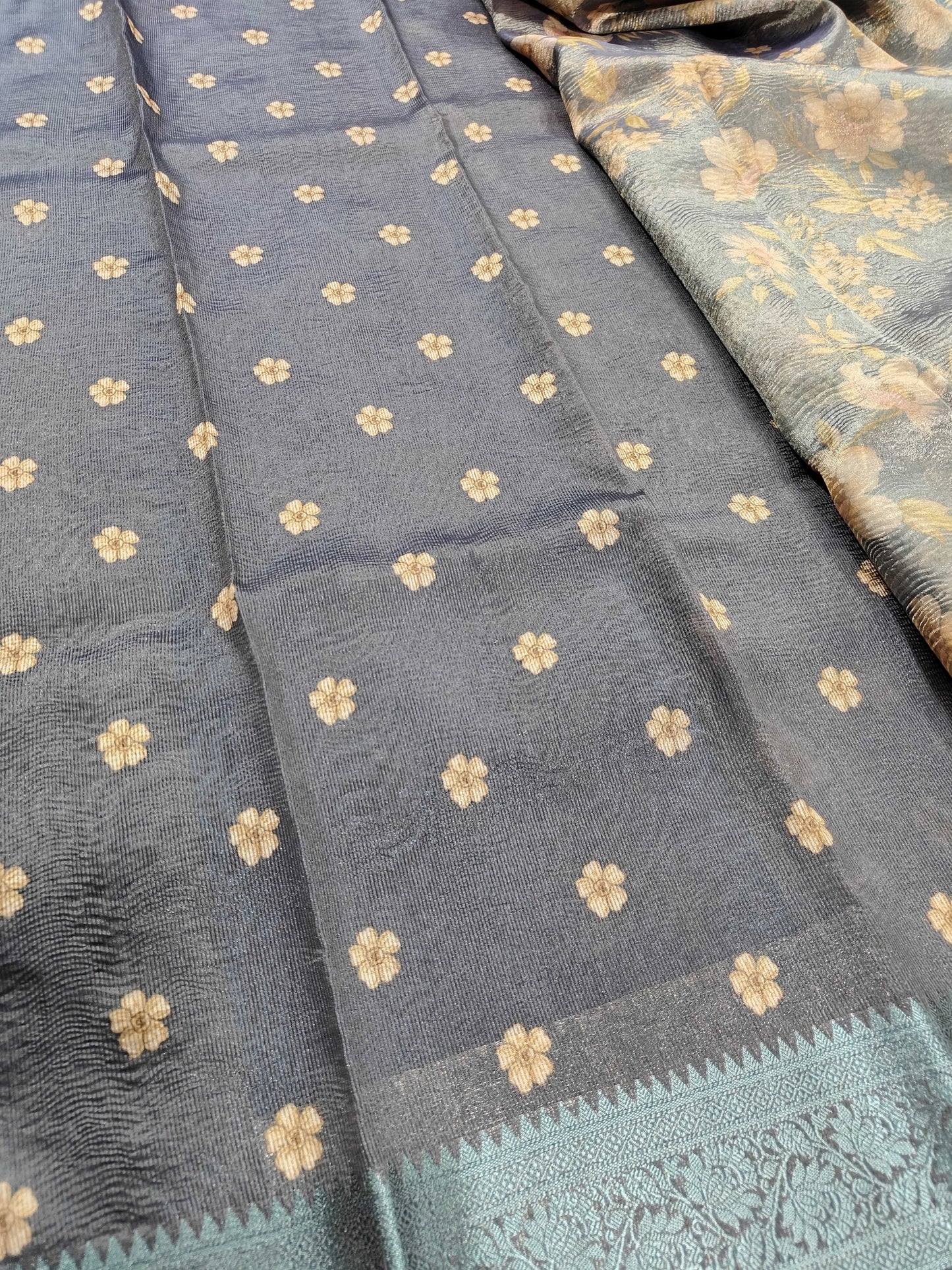 GREY BLUE CRUSHED TISSUE DIGITAL PRINT SAREE