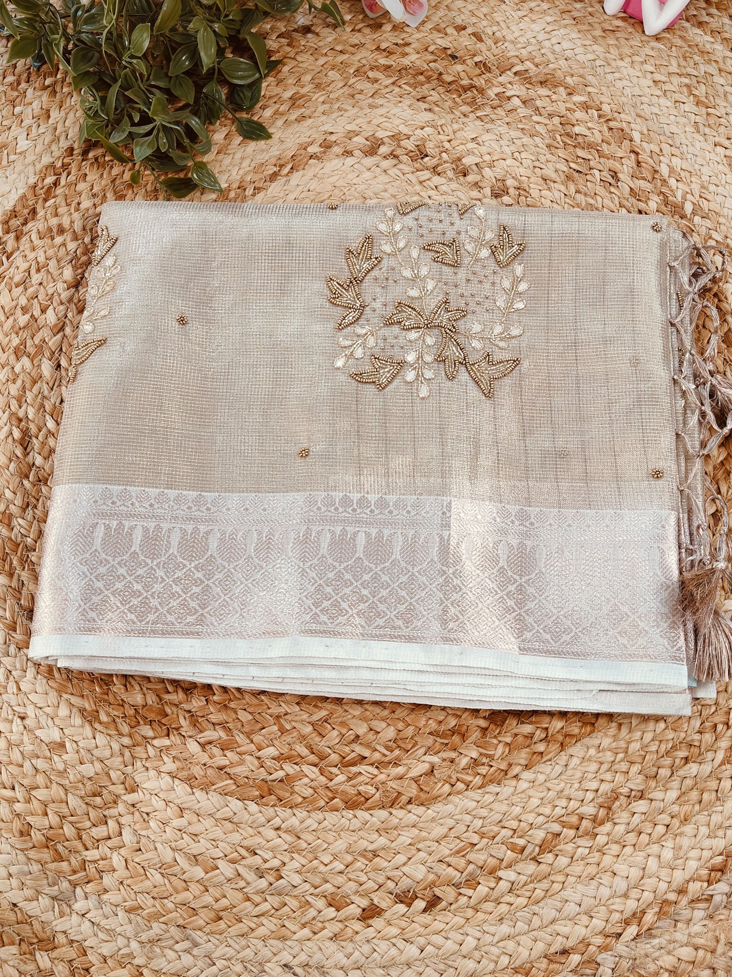 SUNEHRI CHEQUE KOTA TISSUE SAREES