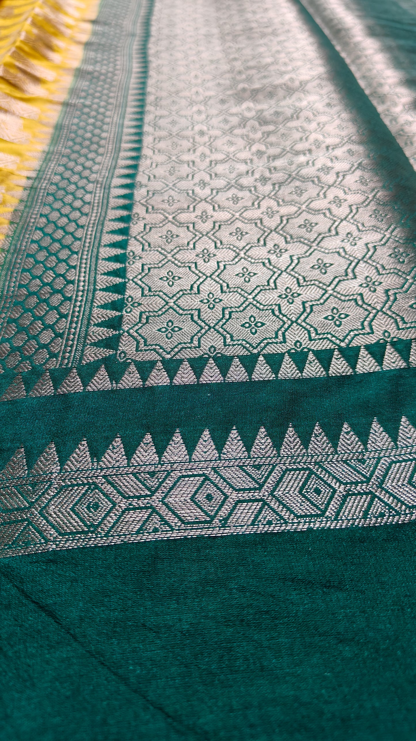 YELLOW GADHWAL BORDER GAJI SILK SAREE