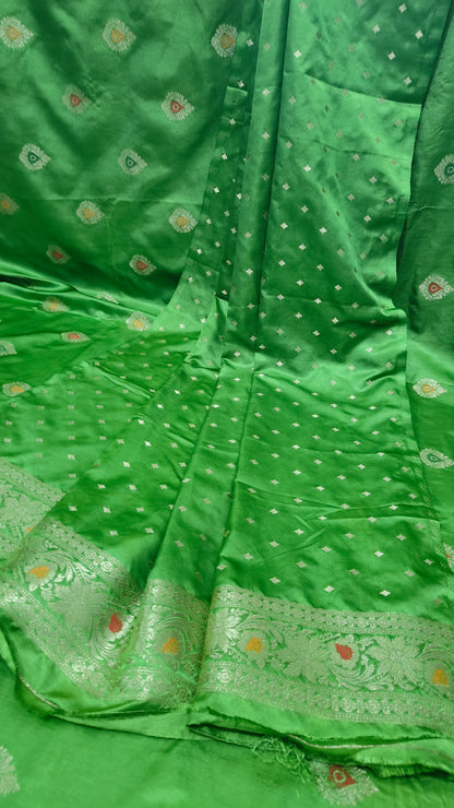 GREEN GAJJI KATAN SILK SAREE WITH PAAN BUTTA