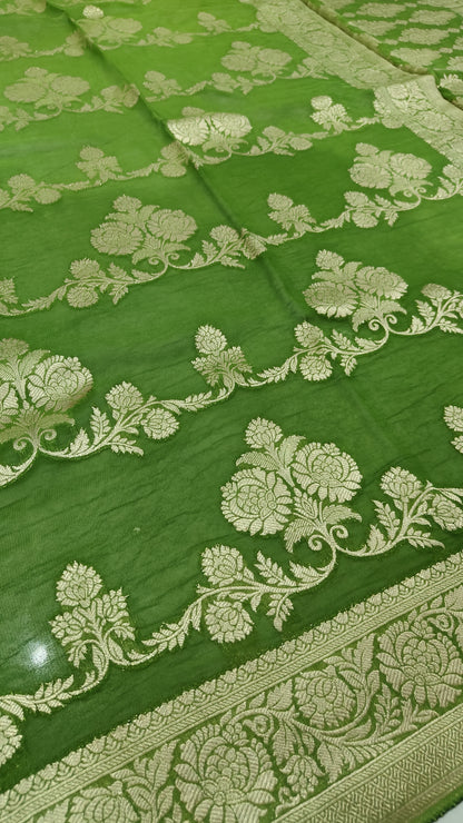 GREEN PURE GEORGETTE SAREE WITH ZARI JAAL