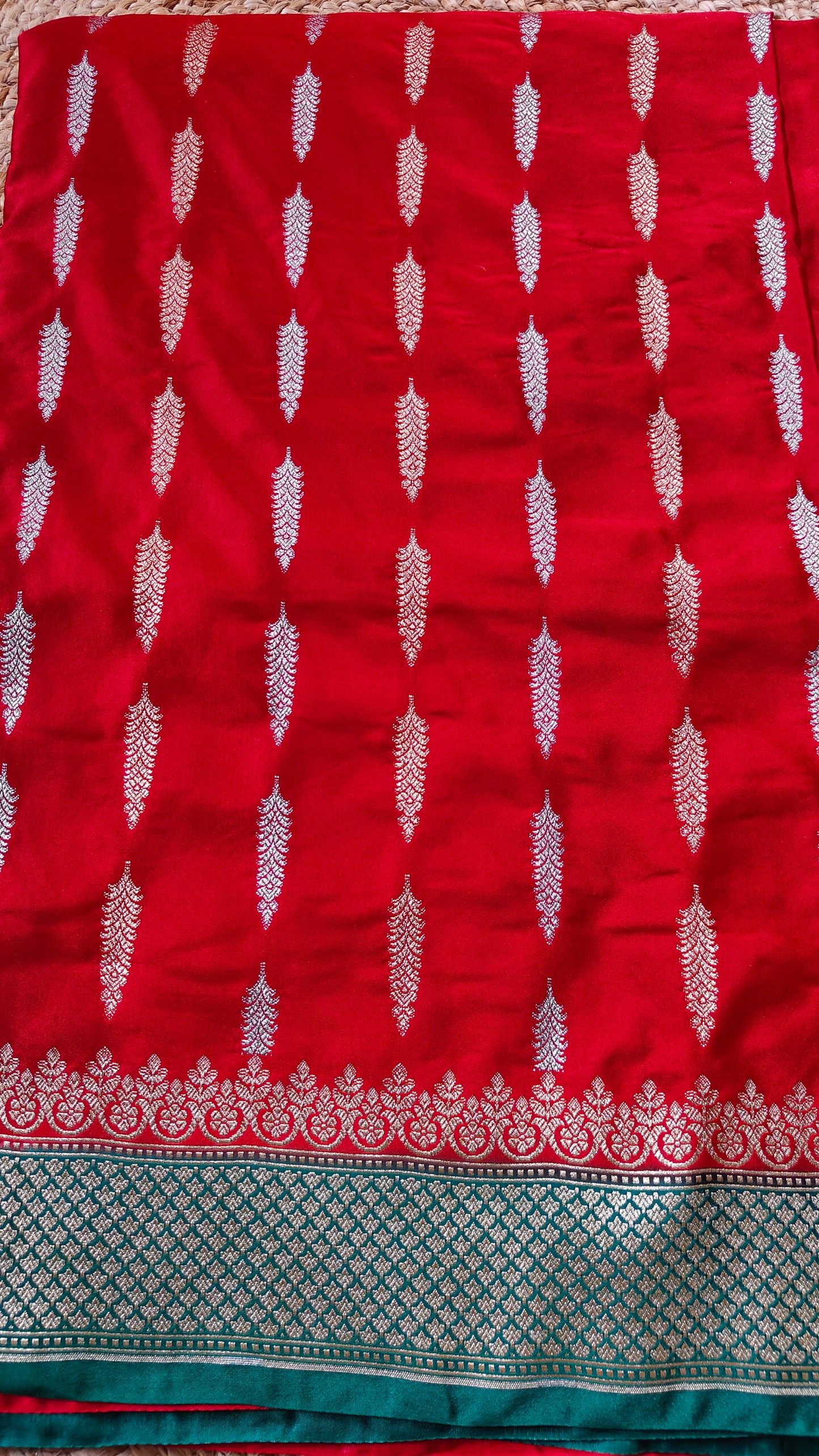 RED GAJJI SILK SAREE WITH SONA RUPA ZARI