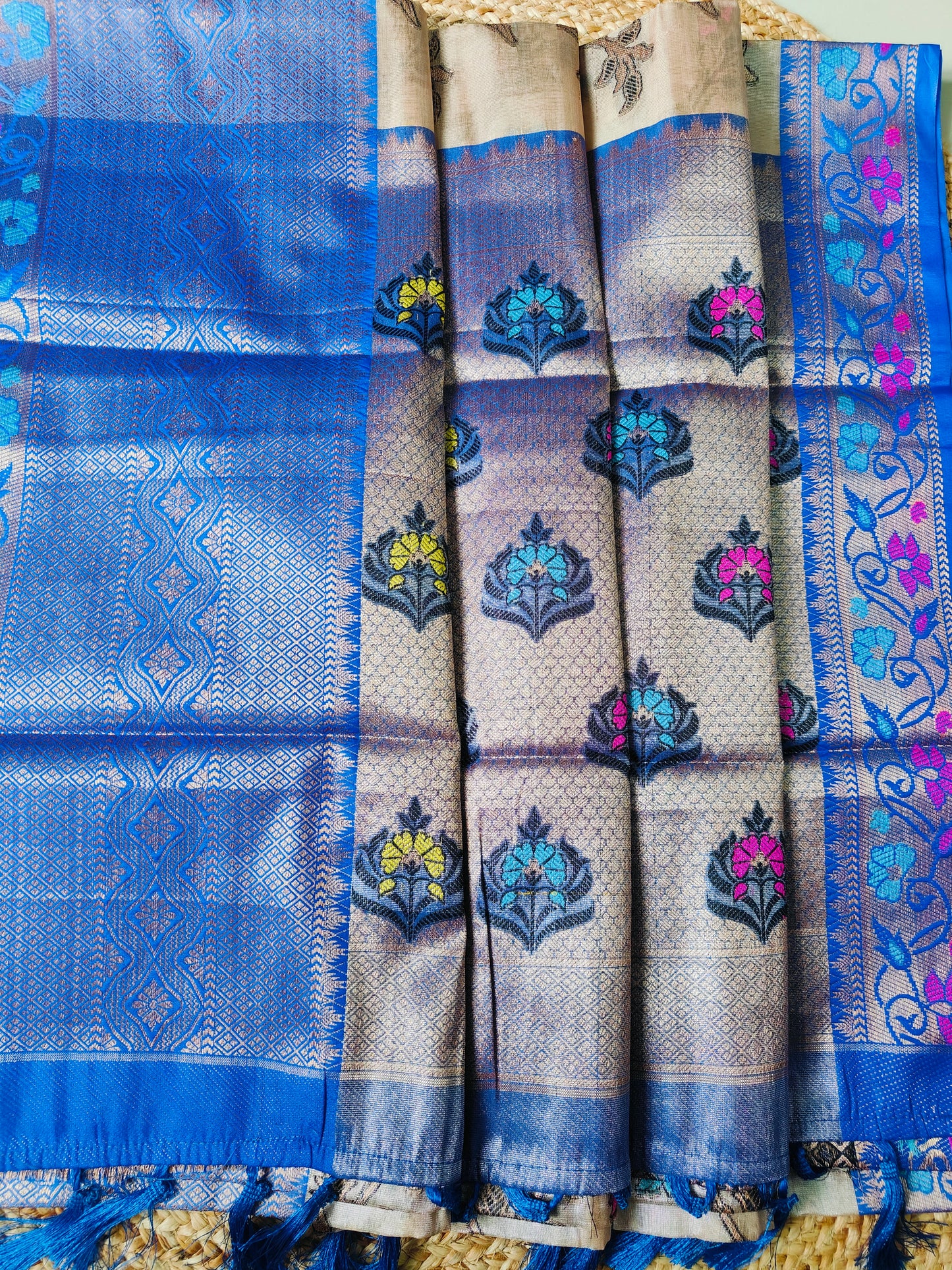 BEIGE GLASS TISSUE SILK SAREE