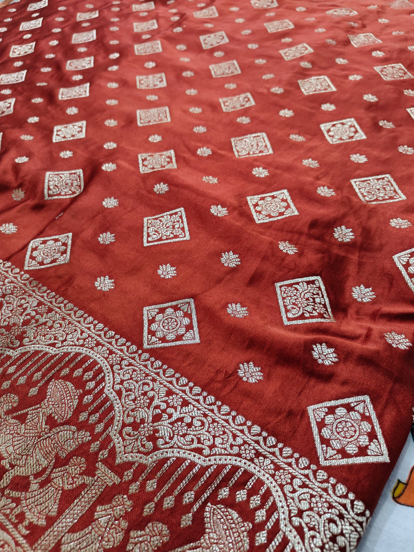 BROWN GAJJI KATAN SILK SAREE