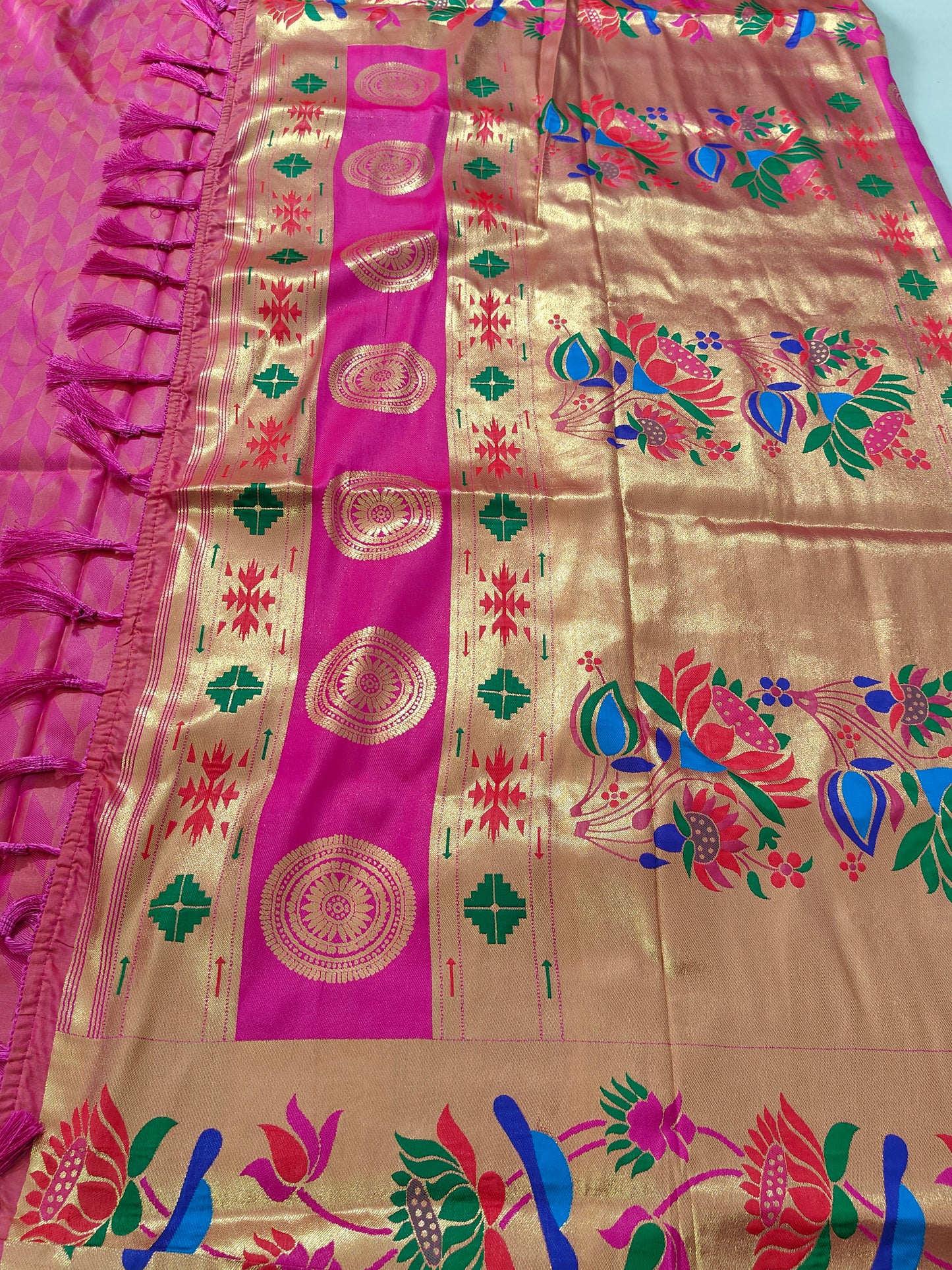GOLD TISSUE SILK SAREE WITH PAITHANI BORDER