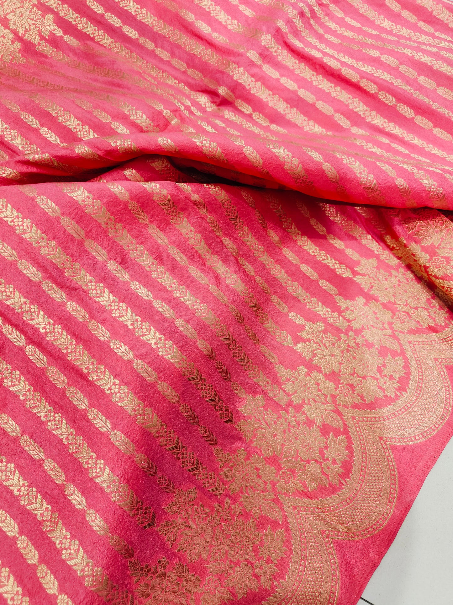 PINK SILK SAREE with SCOLAP BORDER