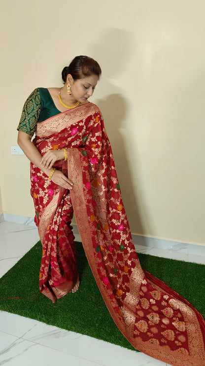 RED PURE GEORGETTE WITH MEENA ZARI JAAL