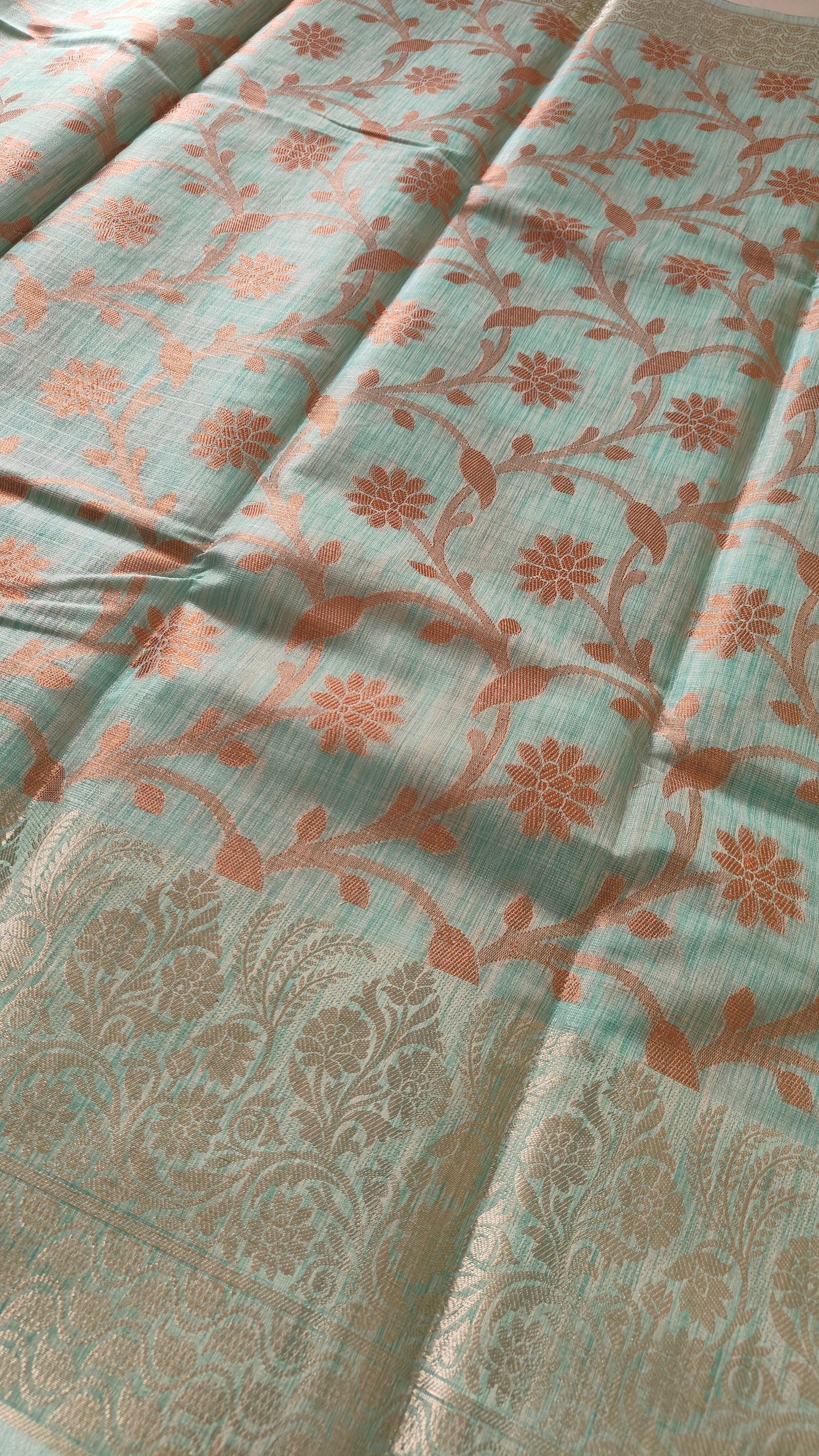 LIGHT GREEN LINEN TISSUE SAREE