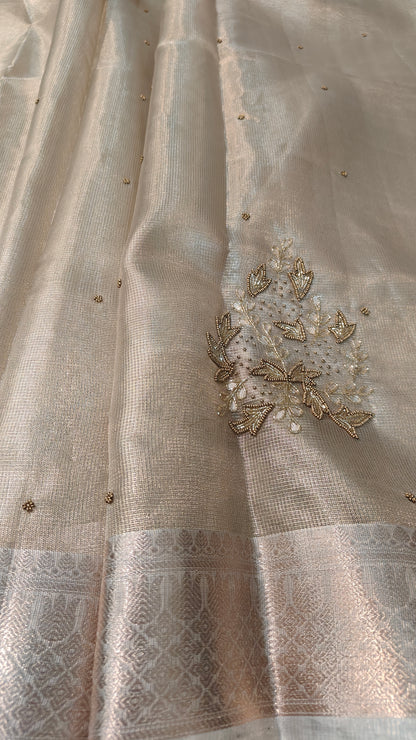 SUNEHRI CHEQUE KOTA TISSUE SAREES WITH ZARI