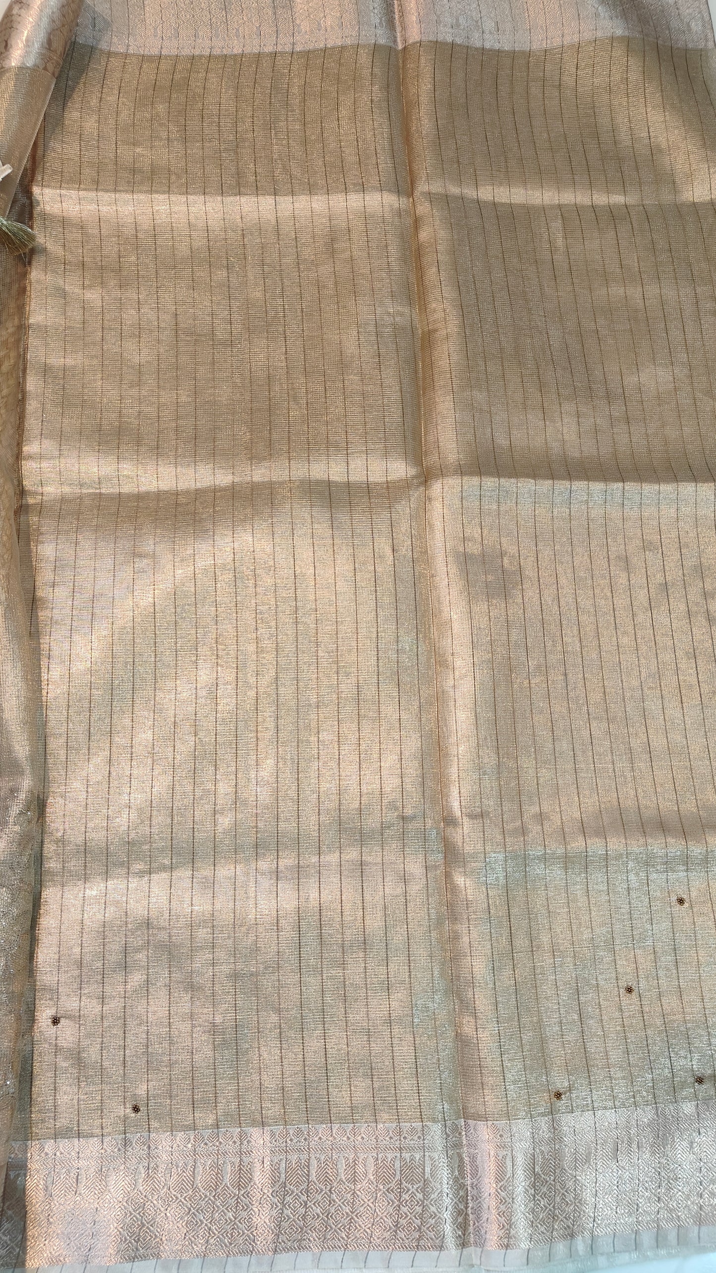 SUNEHRI CHEQUE KOTA TISSUE SAREES