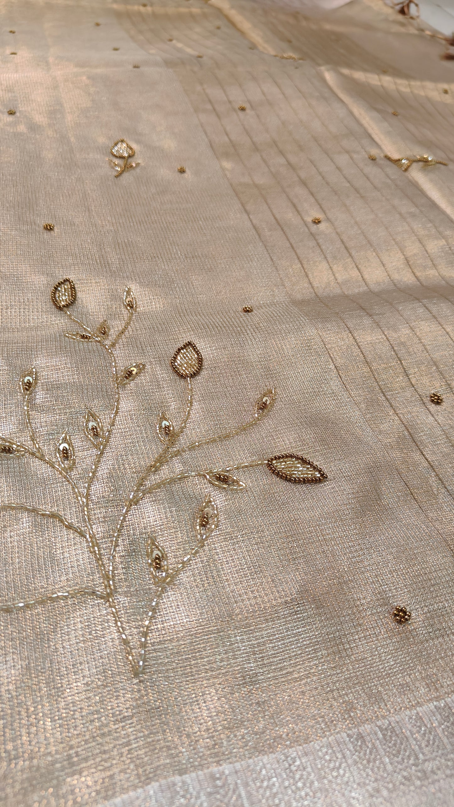 SUNEHRI CHEQUE KOTA TISSUE SAREES