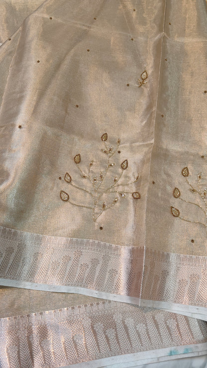 SUNEHRI CHEQUE KOTA TISSUE SAREES